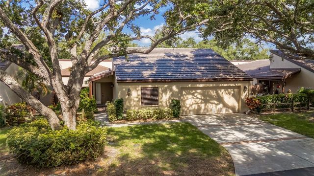 3825 GLEN OAKS MANOR DRIVE, Sarasota, FL 34232