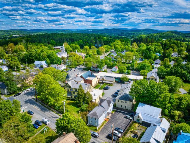 11 Beaver Meadow Road, Norwich, VT 05055