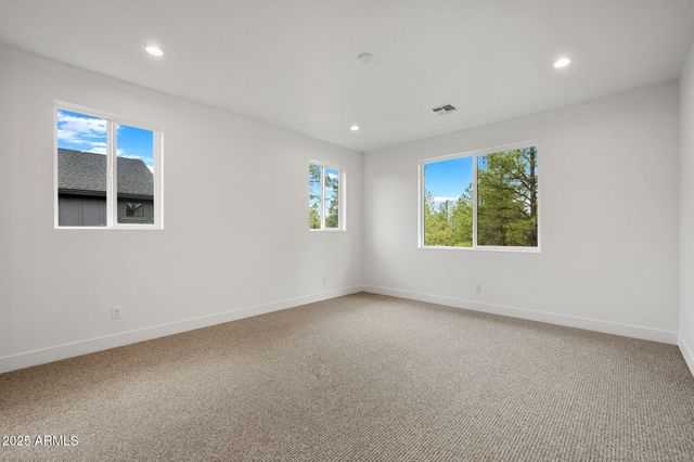 317 N VALERIAN Lane, Flagstaff, AZ 86004