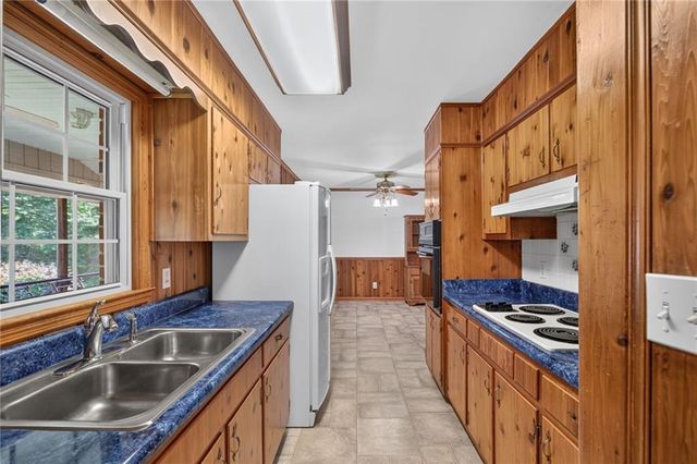 4387 Chelou Drive, Austell, GA 30106