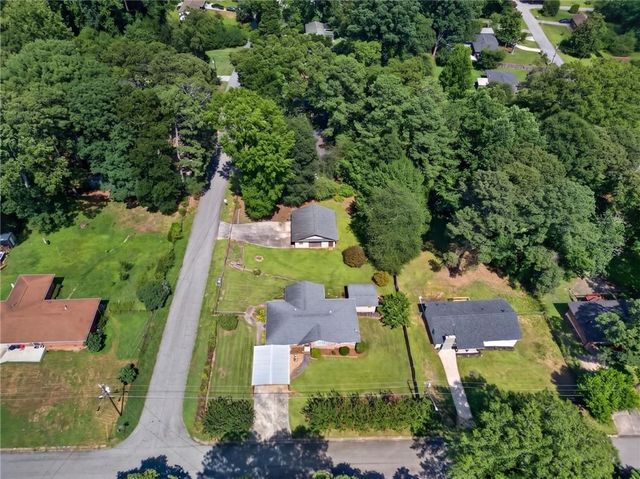 4387 Chelou Drive, Austell, GA 30106