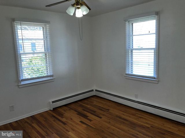 1114 BURTON ST, Woodbridge, VA 22191