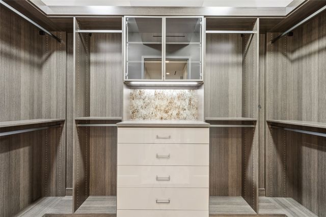 7901 Windrose Avenue 705, Plano, TX 75024