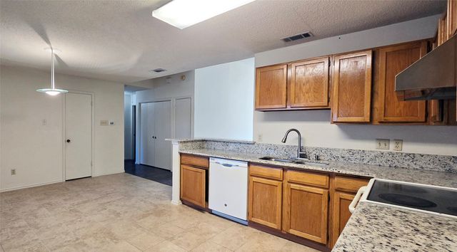 2224 Limestone Lane, Garland, TX 75040