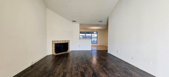 2224 Limestone Lane, Garland, TX 75040