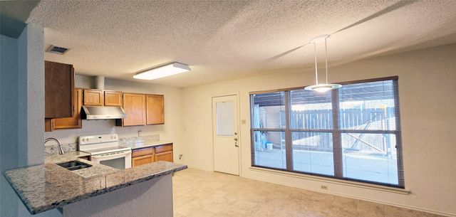 2224 Limestone Lane, Garland, TX 75040