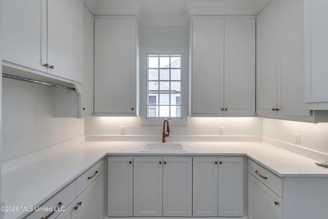 103 Lamour Point, Madison, MS 39110