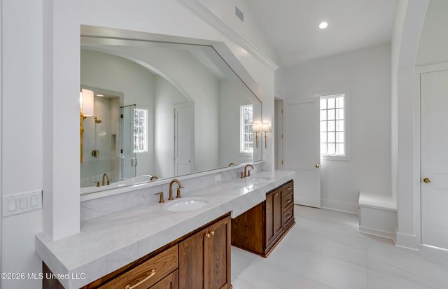 103 Lamour Point, Madison, MS 39110