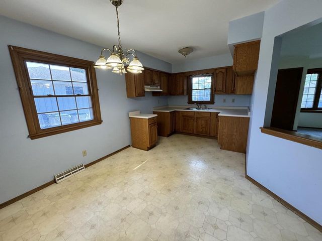 3770 93rd STREET, Milwaukee, WI 53228