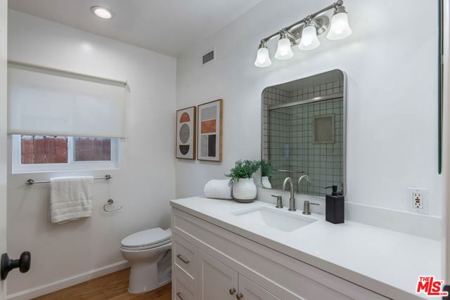 5044 Varna Avenue, Sherman Oaks, CA 91423