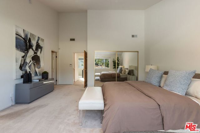 5044 Varna Avenue, Sherman Oaks, CA 91423