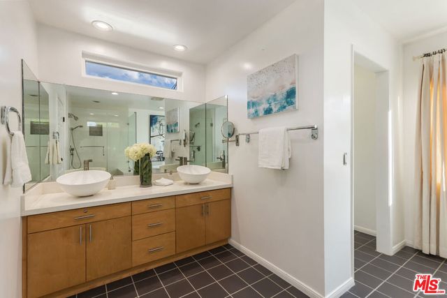 5044 Varna Avenue, Sherman Oaks, CA 91423