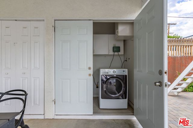 5044 Varna Avenue, Sherman Oaks, CA 91423