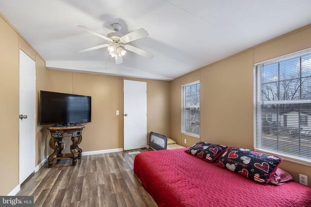 50 DUMFRIES DR, Dumfries, VA 22026