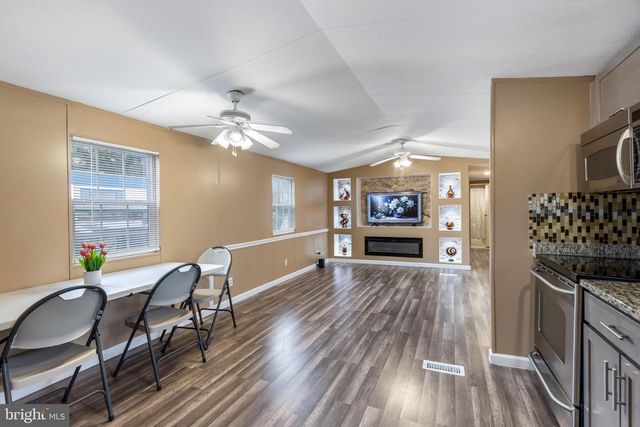 50 DUMFRIES DR, Dumfries, VA 22026