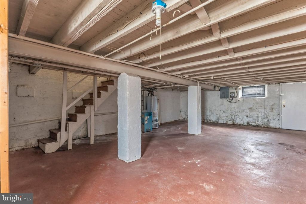 Image 14 of property listing at 1615 E 31ST ST, Baltimore, MD 21218