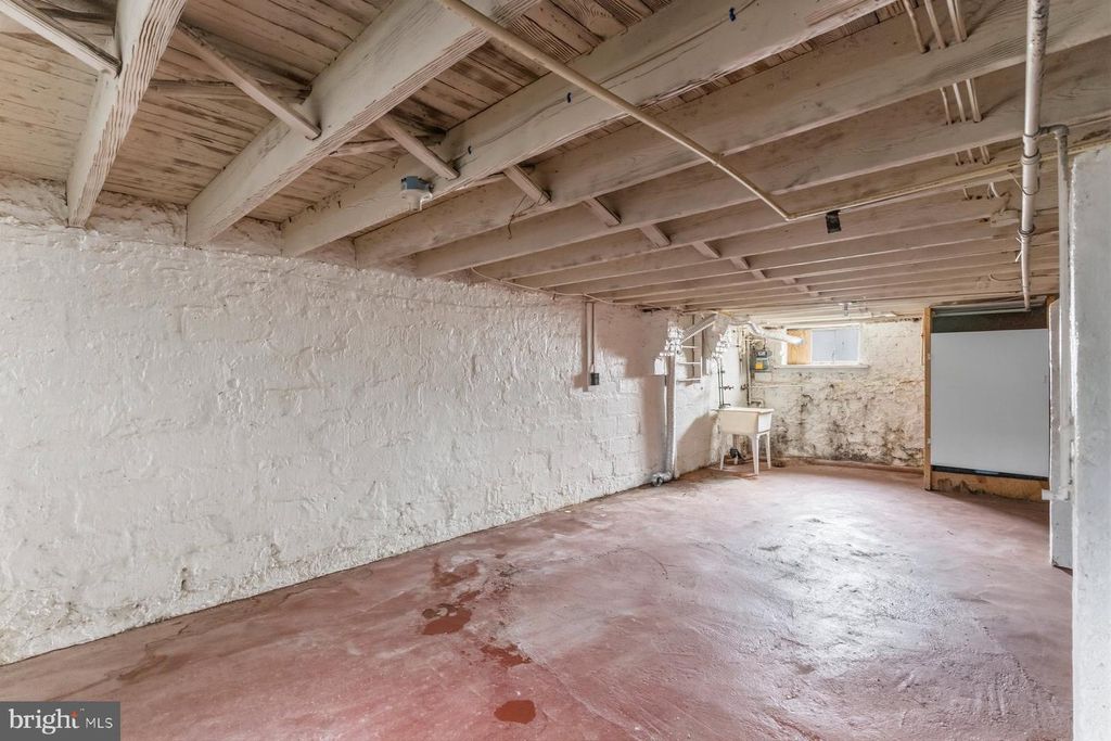 Image 15 of property listing at 1615 E 31ST ST, Baltimore, MD 21218