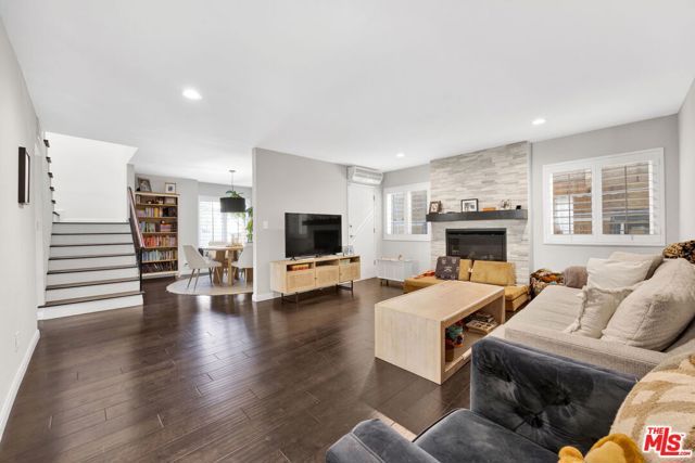 5020 Tilden Avenue A, Sherman Oaks, CA 91423