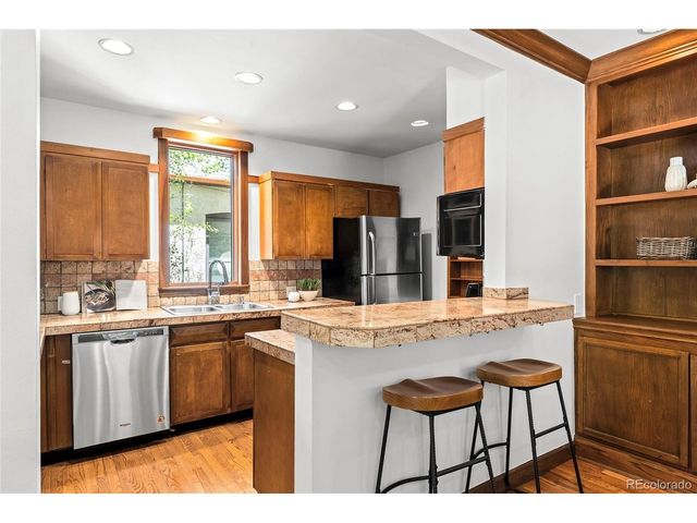458 S Downing St, Denver, CO 80209