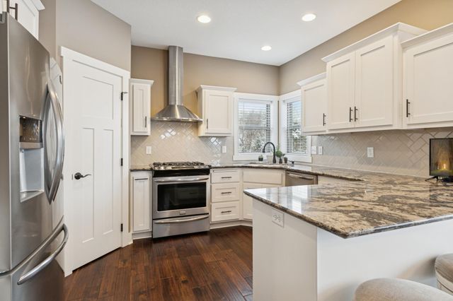 2009 Red Oak Lane, Lino Lakes, MN 55038