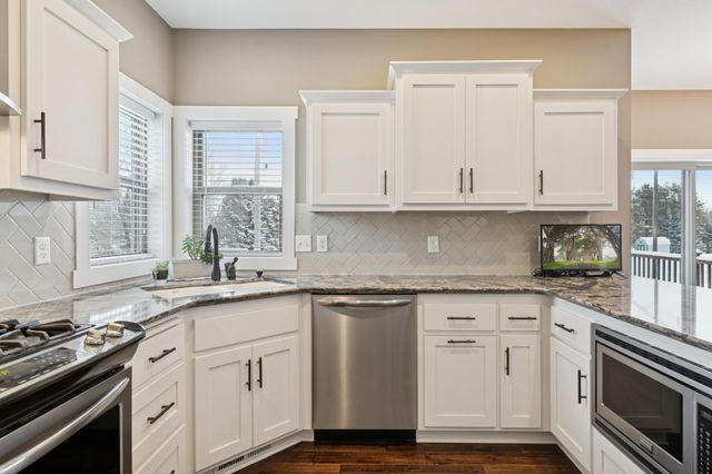 2009 Red Oak Lane, Lino Lakes, MN 55038