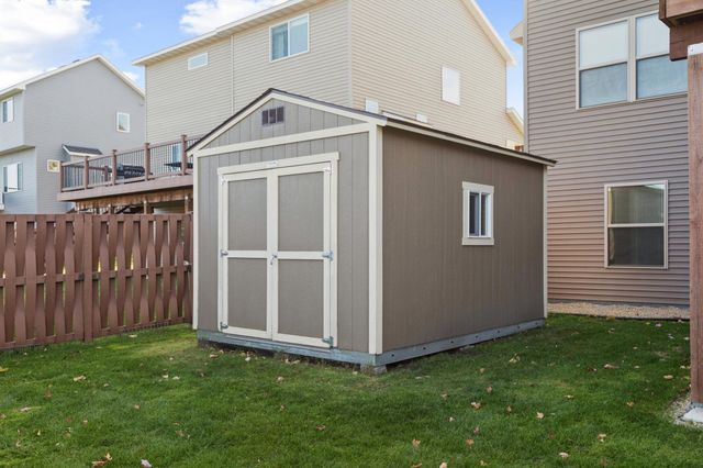 2009 Red Oak Lane, Lino Lakes, MN 55038