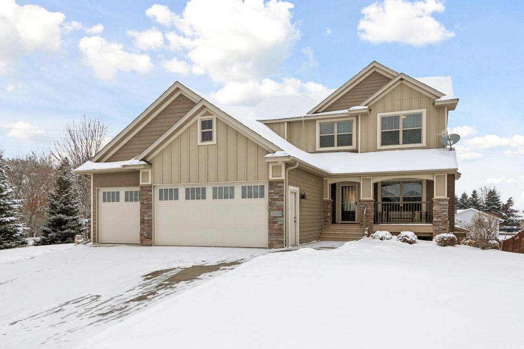 2009 Red Oak Lane, Lino Lakes, MN 55038