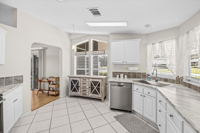 2820 Hook Court, Port St. Lucie, FL 34952