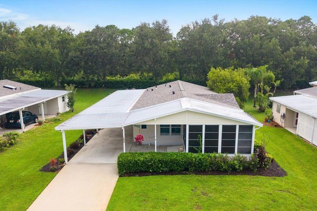 2820 Hook Court, Port St. Lucie, FL 34952