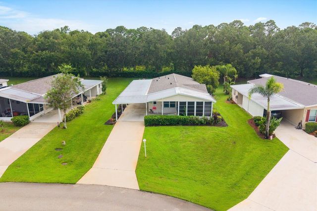 2820 Hook Court, Port St. Lucie, FL 34952