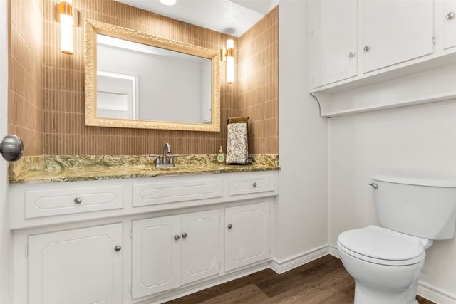 101 Hollyhill Lane, Denton, TX 76205