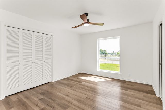 101 Hollyhill Lane, Denton, TX 76205