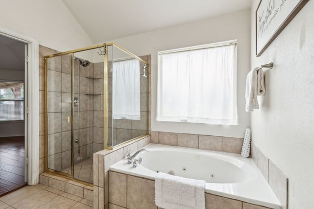 301 Cedar Circle, Shady Shores, TX 76208