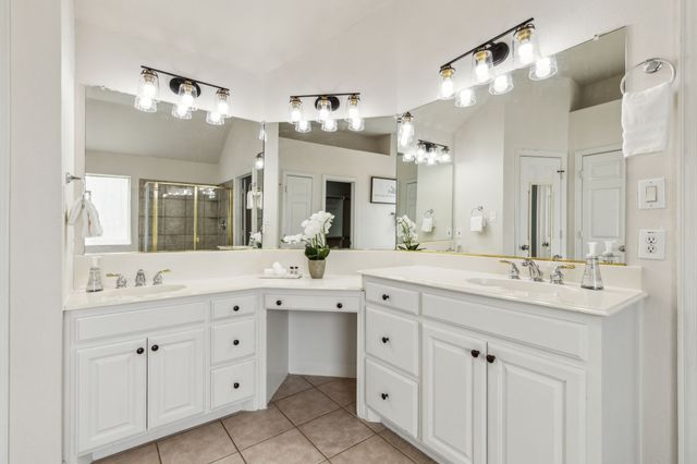 301 Cedar Circle, Shady Shores, TX 76208