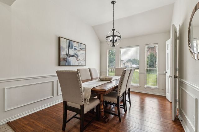 301 Cedar Circle, Shady Shores, TX 76208