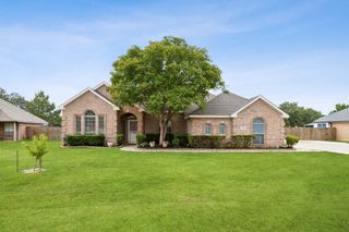 301 Cedar Circle, Shady Shores, TX 76208