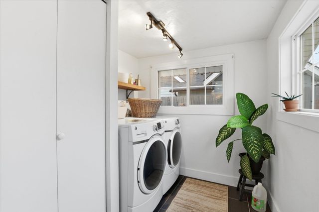 1714 E 9TH Ave, Spokane, WA 99202