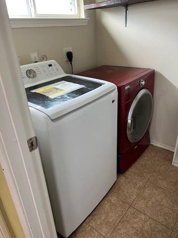 6923 Hampden Point Ct, Houston, TX 77040