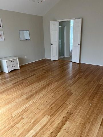 6923 Hampden Point Ct, Houston, TX 77040