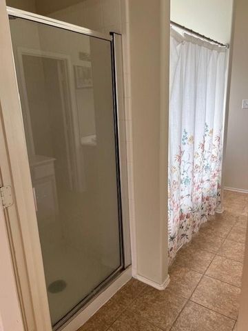 6923 Hampden Point Ct, Houston, TX 77040