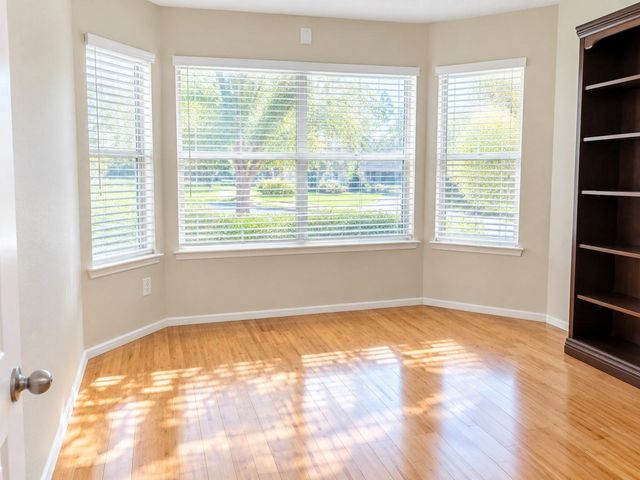6923 Hampden Point Ct, Houston, TX 77040