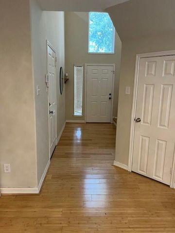 6923 Hampden Point Ct, Houston, TX 77040