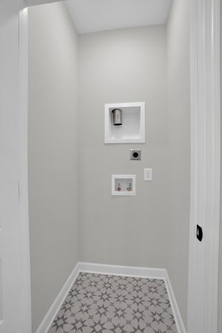 159 Rothwood PVT Drive, Hendersonville, TN 37075