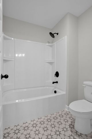 159 Rothwood PVT Drive, Hendersonville, TN 37075