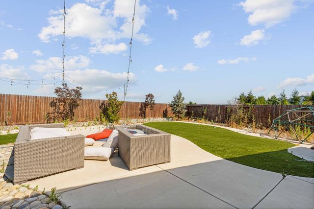 2662 Taft Ave, Manteca, CA 95337