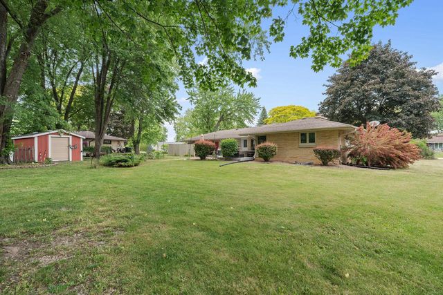 N76W14321 Lari Lou DRIVE, Menomonee Falls, WI 53051