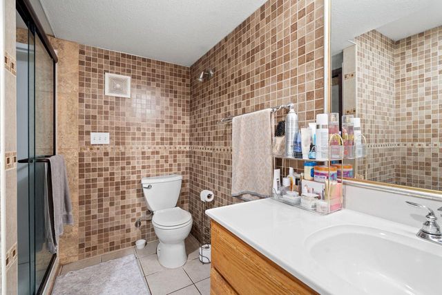 N76W14321 Lari Lou DRIVE, Menomonee Falls, WI 53051