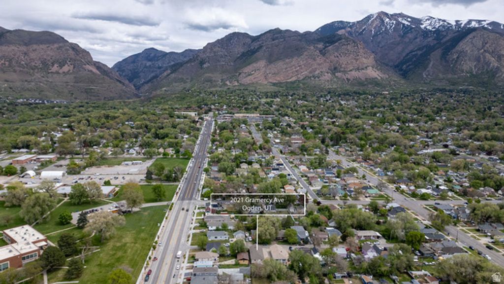 Image 18 of property listing at 2021 S GRAMERCY AVE, Ogden, UT 84401