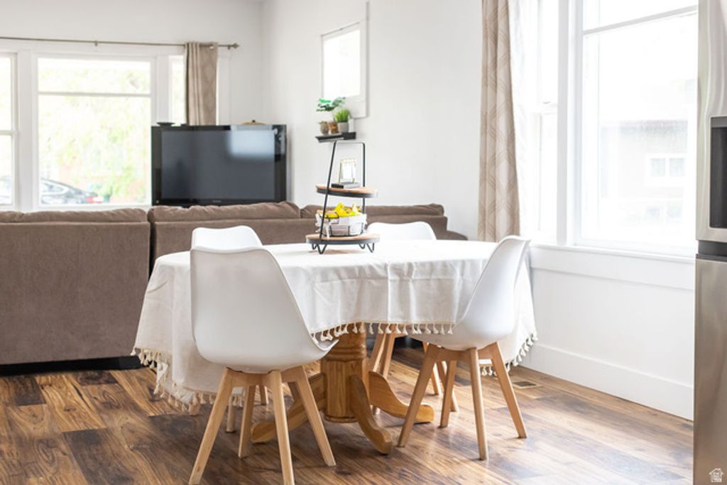 Image 9 of property listing at 2021 S GRAMERCY AVE, Ogden, UT 84401