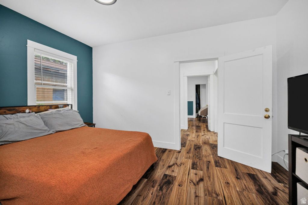 Image 10 of property listing at 2021 S GRAMERCY AVE, Ogden, UT 84401